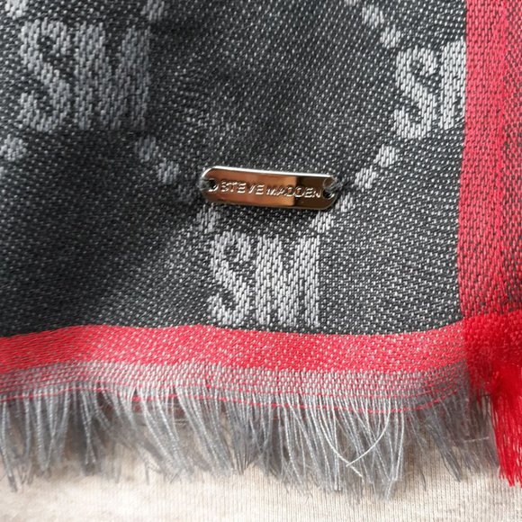 Steve Madden Scarf Charcoal w/Red Trim 'SM' Initials NWT 38" Long - Picture 3 of 6